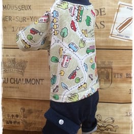 パーカー/トレーナー