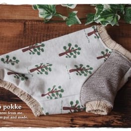 ラッフルスリーブトップス