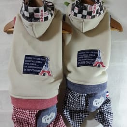 パーカー/トレーナー