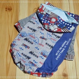 パーカー/トレーナー