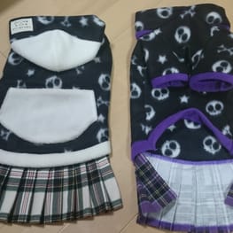 ラッフルスリーブトップス