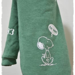 パーカー/トレーナー