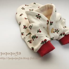 ラッフルスリーブトップス