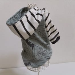 パーカー/トレーナー