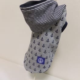 パーカー/トレーナー