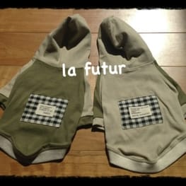 パーカー/トレーナー